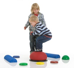 togu_air_parcours_jungs_sprung_auf_jumper3(1).jpg togu.jpg